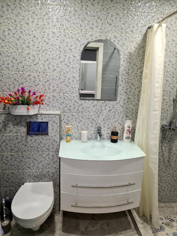 Crystal Twin Apartment Гулбене Экстерьер фото